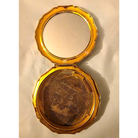 Vintage Roses Butterfly Gold Mirrored Compact - Picture 3 of 5